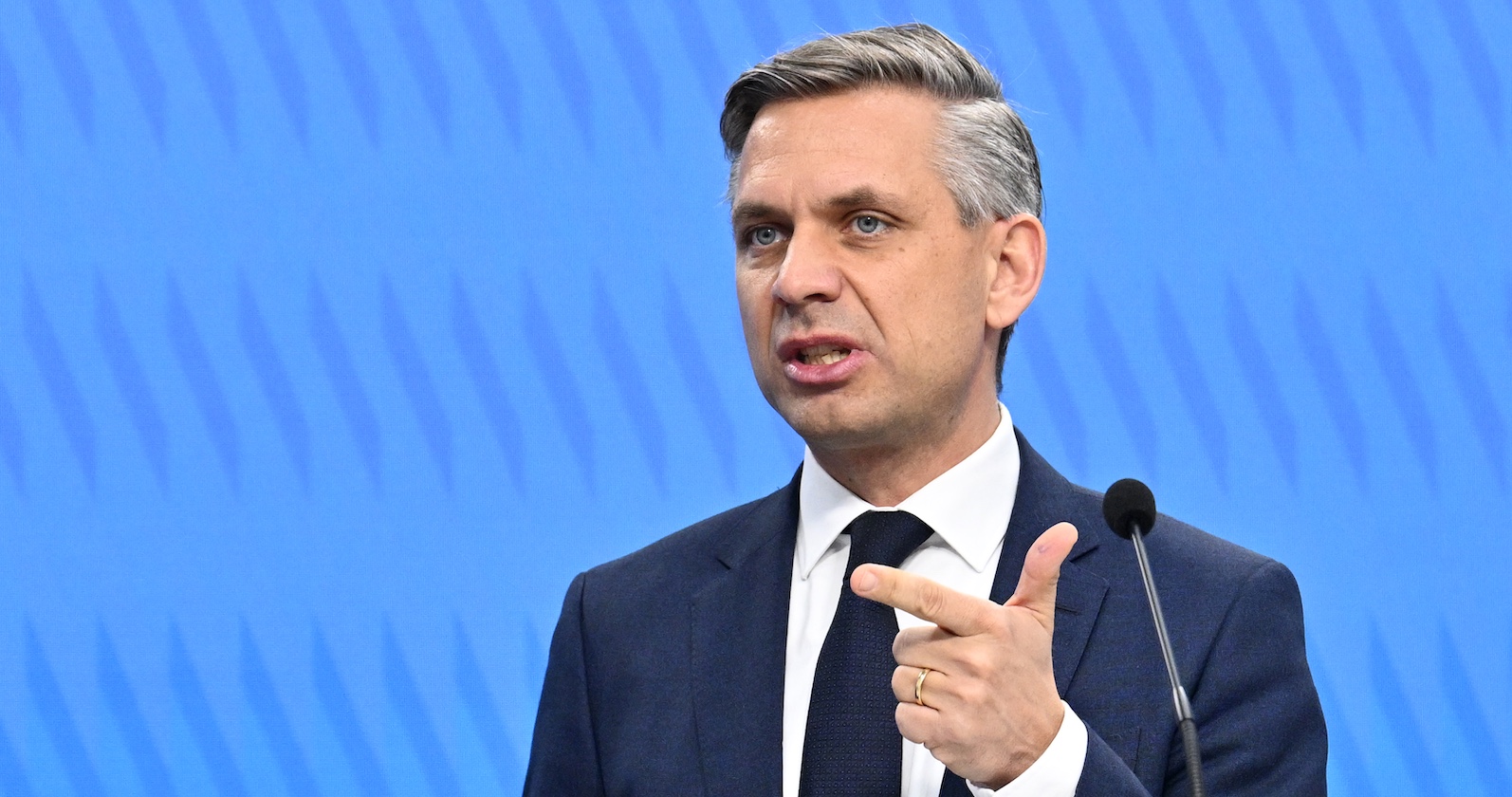 Wirtschaftsminister Wolfgang Hattmannsdorfer will Trump gegenüber Einigkeit und Selbstbewusstsein zeigen.