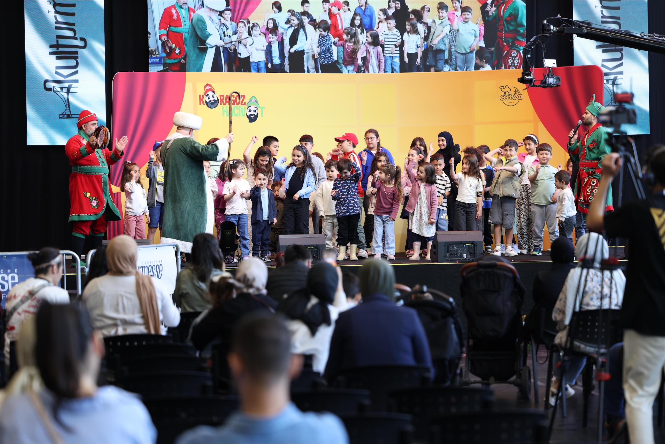 Kinder hatten die Möglichkeit, an interaktiven Aktivitäten teilzunehmen.