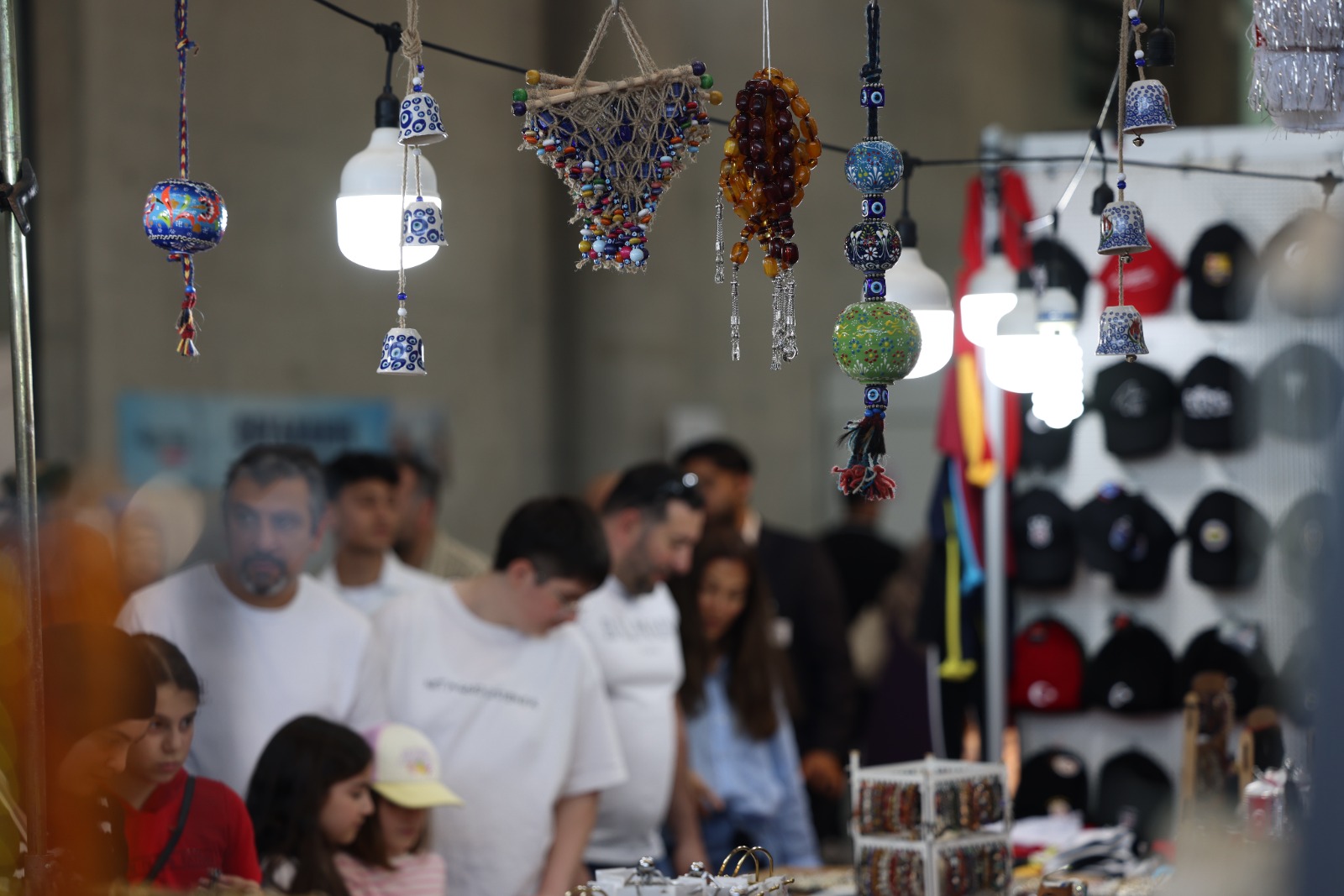 Ein großes Angebot an traditionellem Handwerk war zu entdecken.