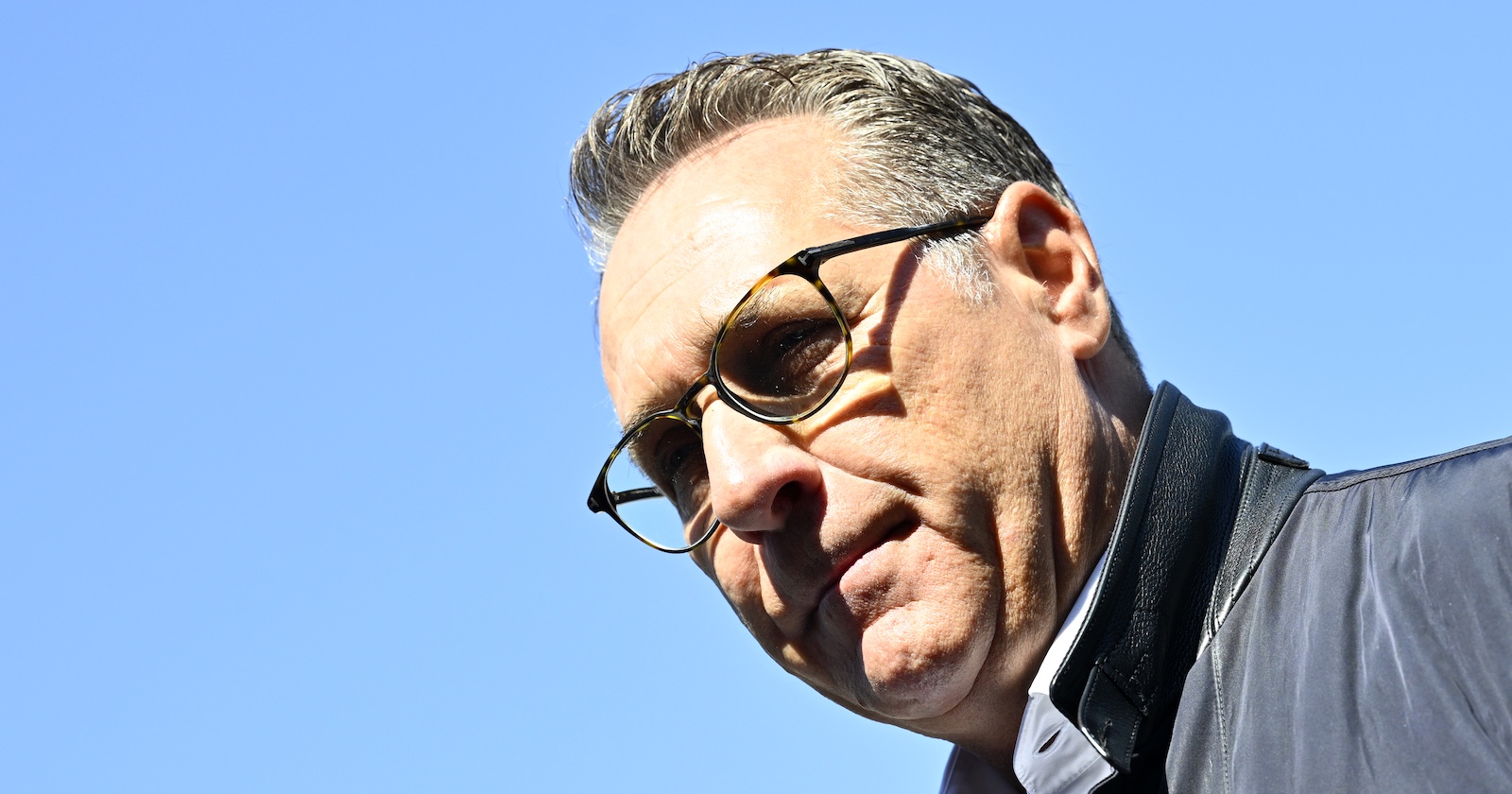 HC Strache, Ex-FPÖ-Chef und Gründer des Team HC Strache kündigt nach der Wien Wahl das Ende der Partei an.