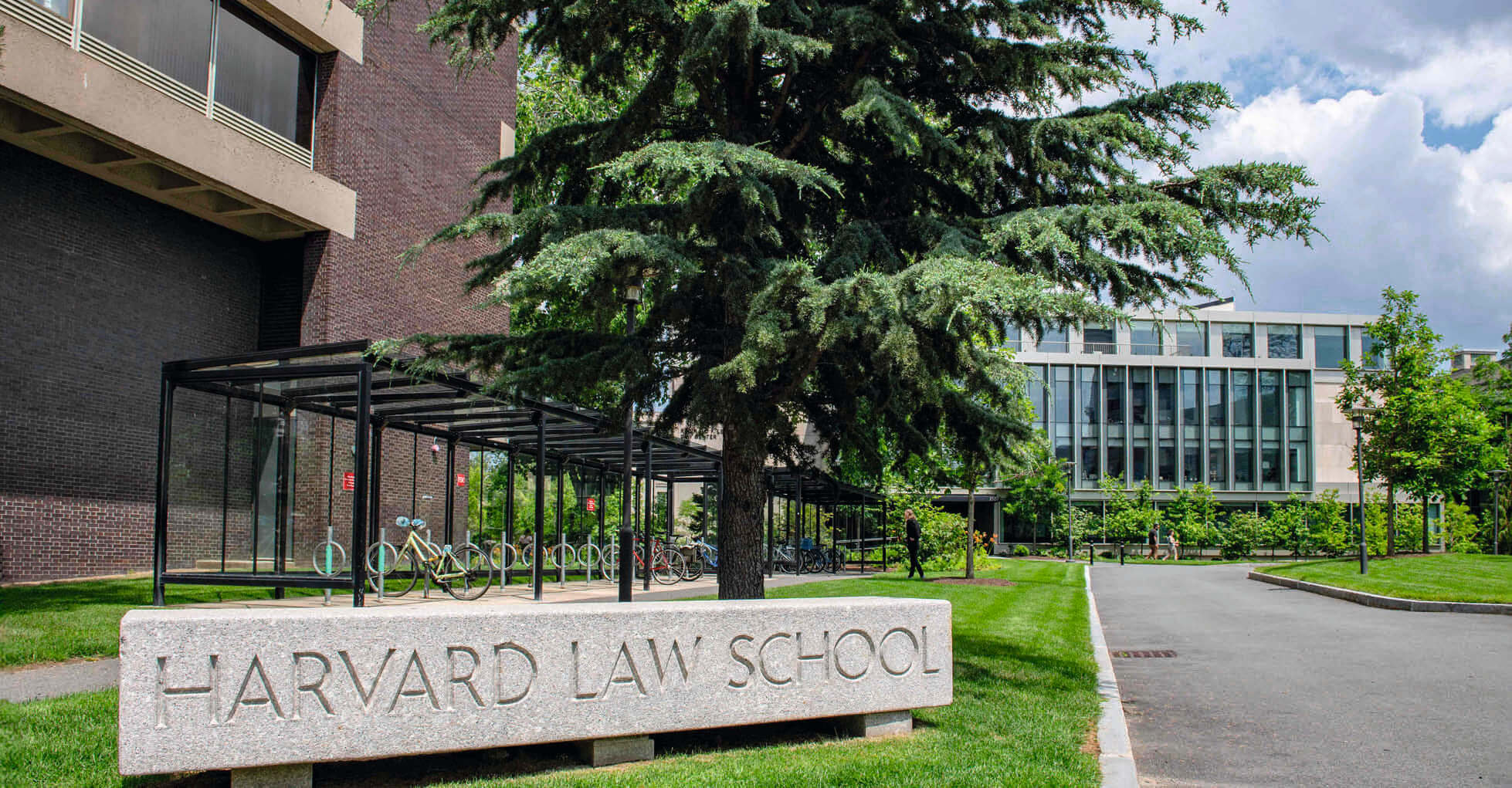 Die Harvard Law School zählt zu den Besten ihrer Art. Ihre Kunst kann sie nun unter Beweis stellen. Die Universität klagt die US-Regierung.