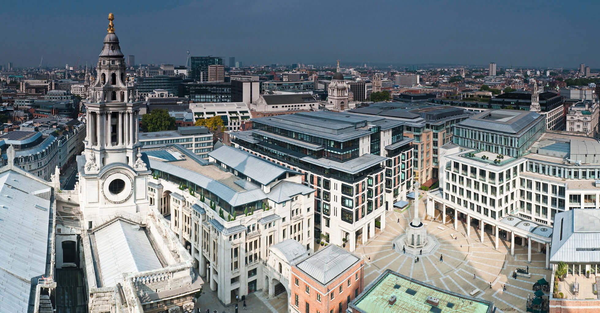 Gewitterwolken über der London Stock Exchange? 2024 verließen so viele Unternehmen die Börse wie zuletzt 2009 nach der Finanzkrise.