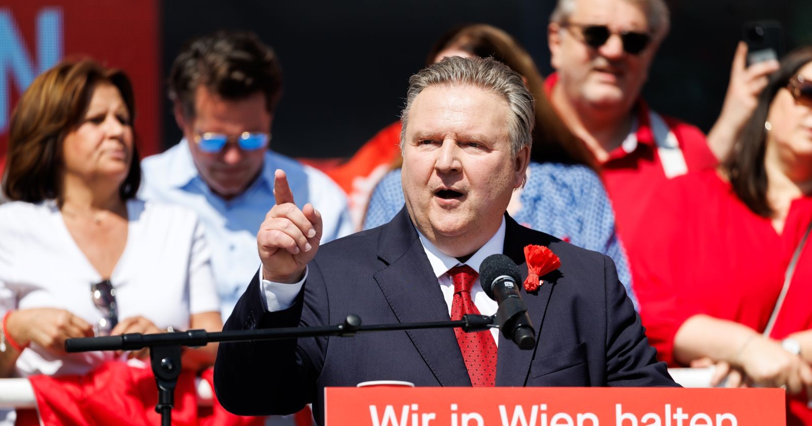 Bürgermeister Michael Ludwig (SPÖ) am Donnerstag, 1. Mai 2025, im Rahmen des 1. Mai-Aufmarsches der SPÖ, in Wien.