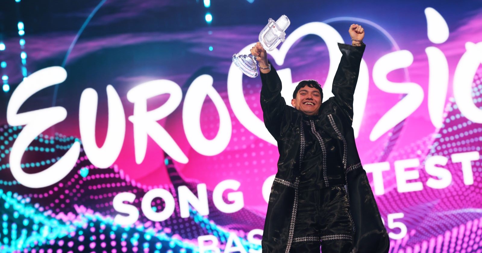 JJ alias Johannes Pietsch jubelt über seinen Sieg beim Eurovision Song Contest