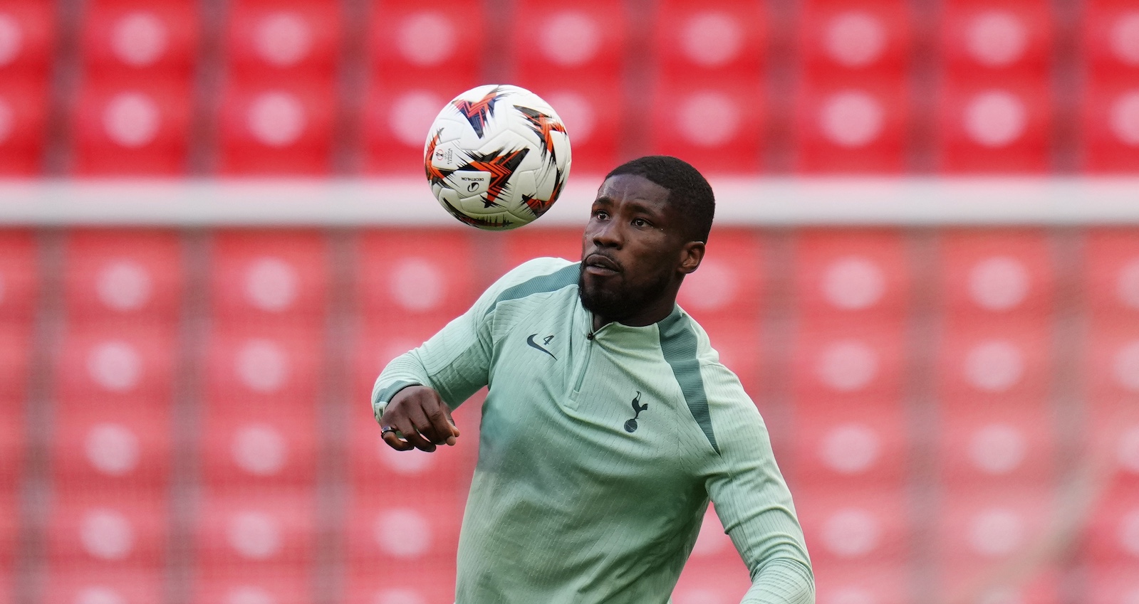 Kevin Danso steht im Kader der Spurs und wird im Europa League Finale zu Beginn auf der Bank erwartet.