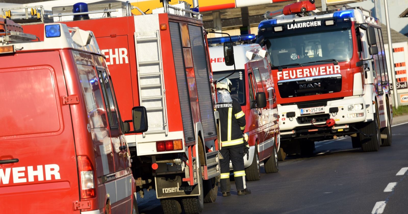 Feuerwehrfahrzeuge im Einsatz