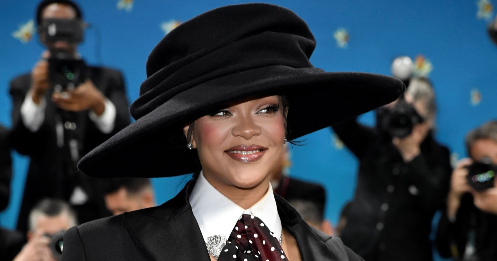 Rihanna besucht die Benefizgala des Costume Institute des Metropolitan Museum of Art zur Eröffnung der Ausstellung &quot;Superfine: Tailoring Black Style&quot; am Montag, 5. Mai 2025, in New York
