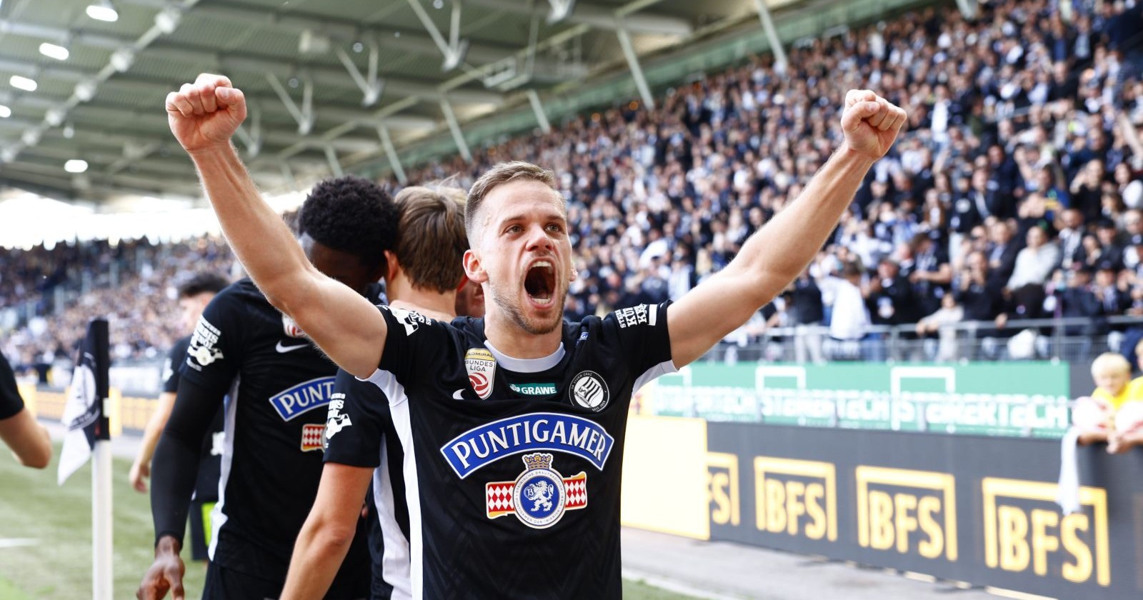 Tomi Horvat (Sturm Graz) während der Admiral Bundesliga- Begegnung / Meistergruppe / 10. Runde zwischen SK Puntigamer Sturm Graz und RZ Pellets WAC