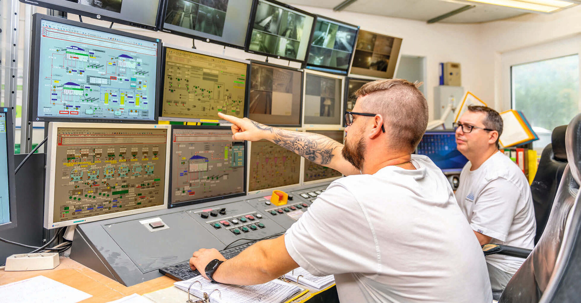 Die Tradition des Bergbaus und des Handwerks wird nach wie vor gepflegt. Die Realität ist hingegen hoch automatisiert.