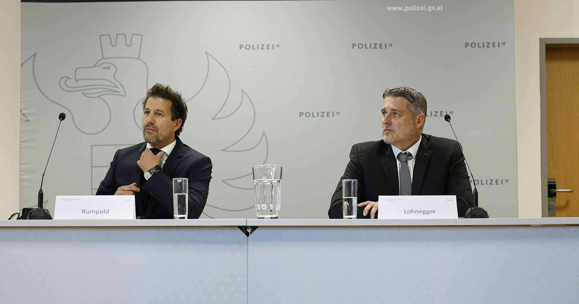 StA Graz-Sprecher Arnulf Rumpold und LKA Steiermark-Leiter Michael Lohnegger am Donnerstag, 12. Juni 2025, anlässlich einer Pressekonferenz zum aktuellen Ermittlungsstand nach dem Amoklauf in einer Schule in Graz mit zehn Todesopfern