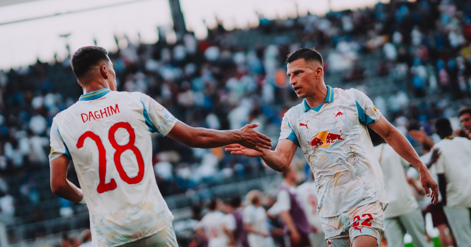 Adam Daghim und Stefan Lainer hoffen auf eine Sensation.