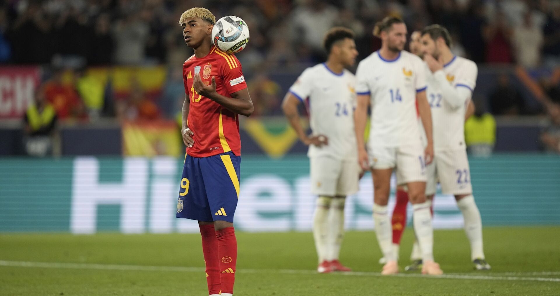 Lamine Yamal &amp; Co. feiern den Finaleinzug.