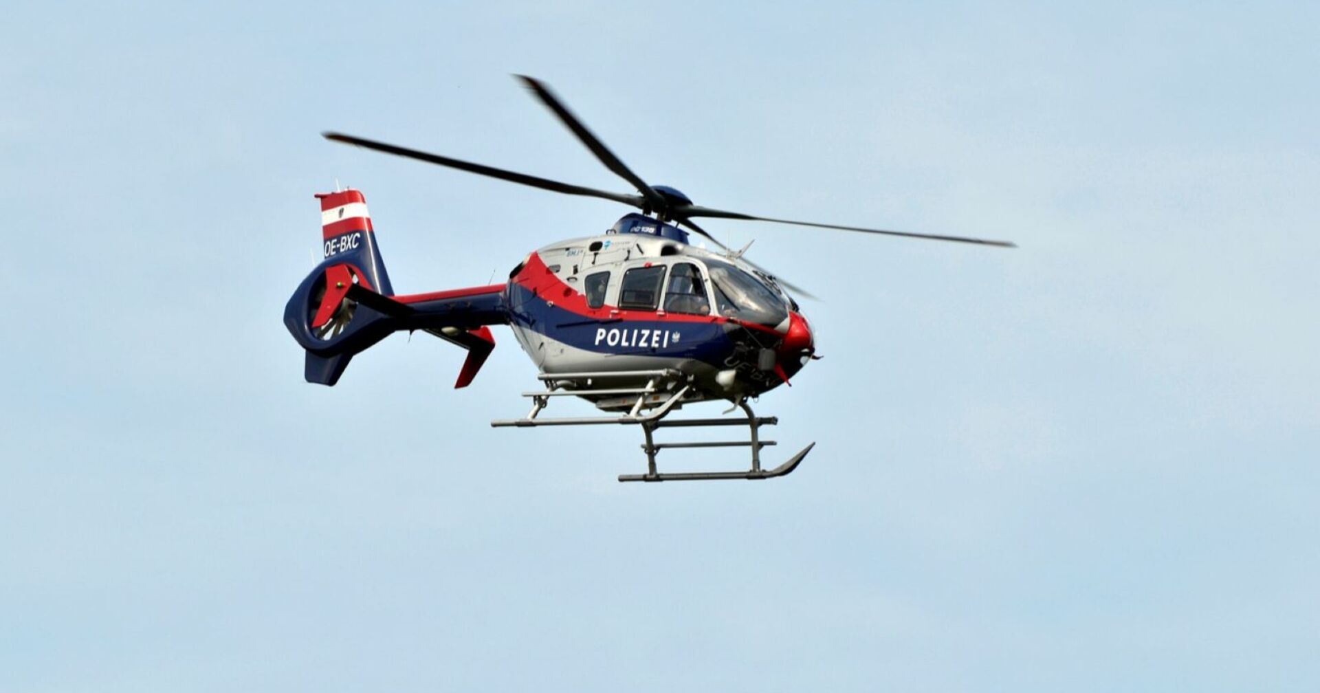 Polizeihubschrauber in der Luft