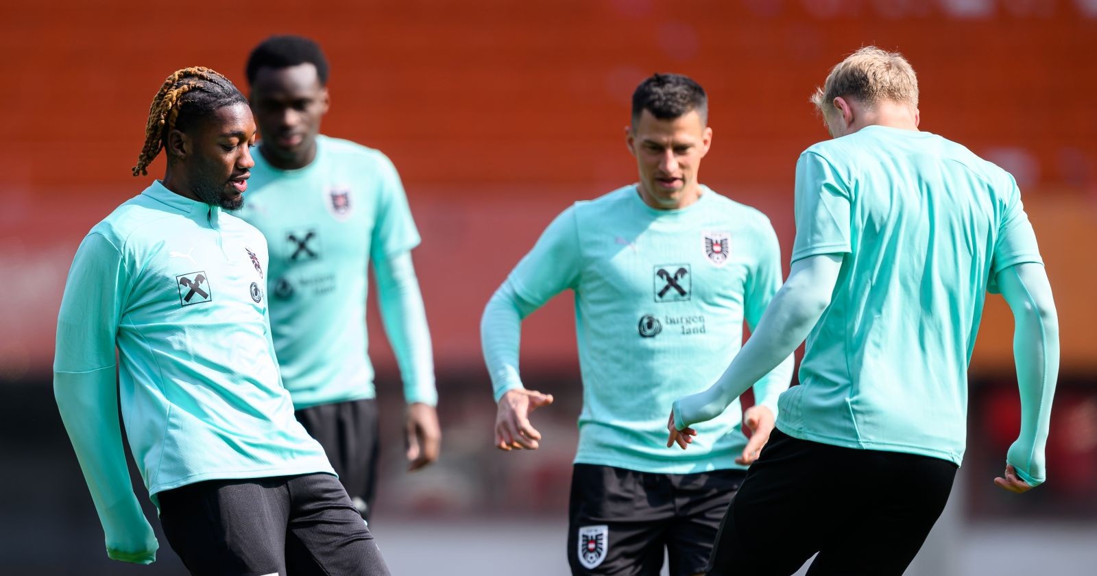 Muhammed Cham, Raul Florucz und Konrad Laimer während des Abschlusstrainings des ÖFB-Nationalteams gegen Serbien