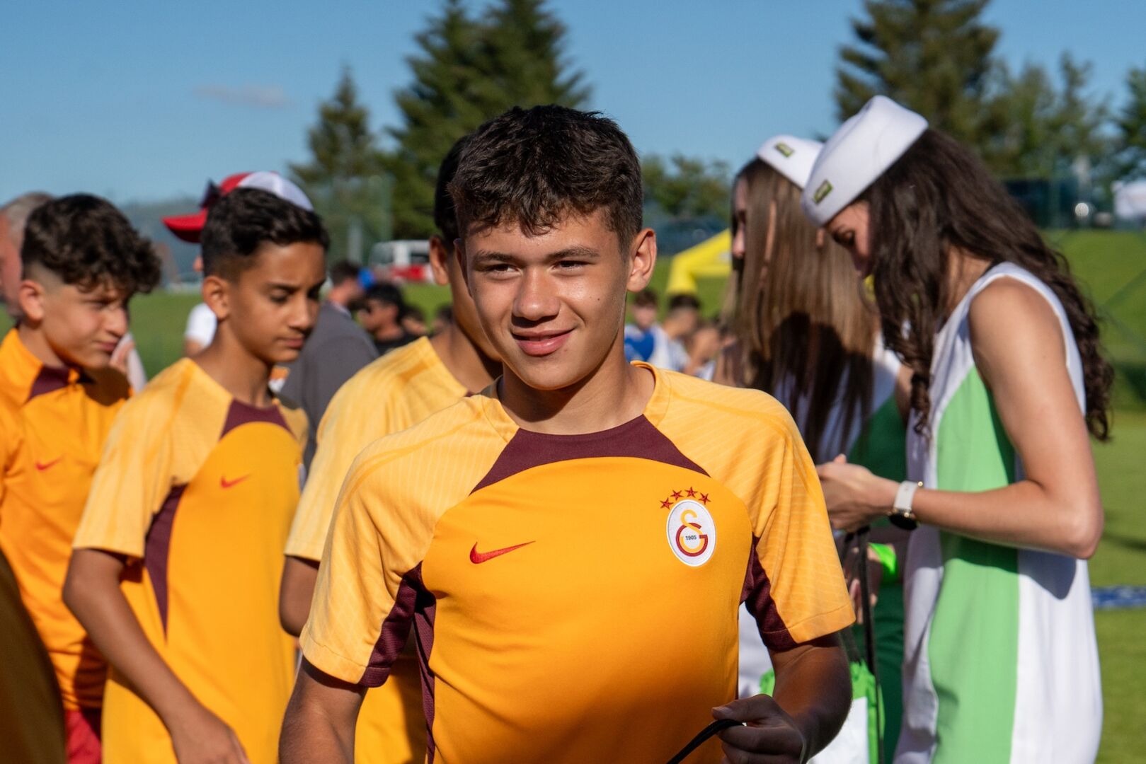 Die Nachwuchsstars von Galatasaray Istanbul sind bereit: Der türkische Rekordmeister ist beim SETG Cup 2025 vertreten.