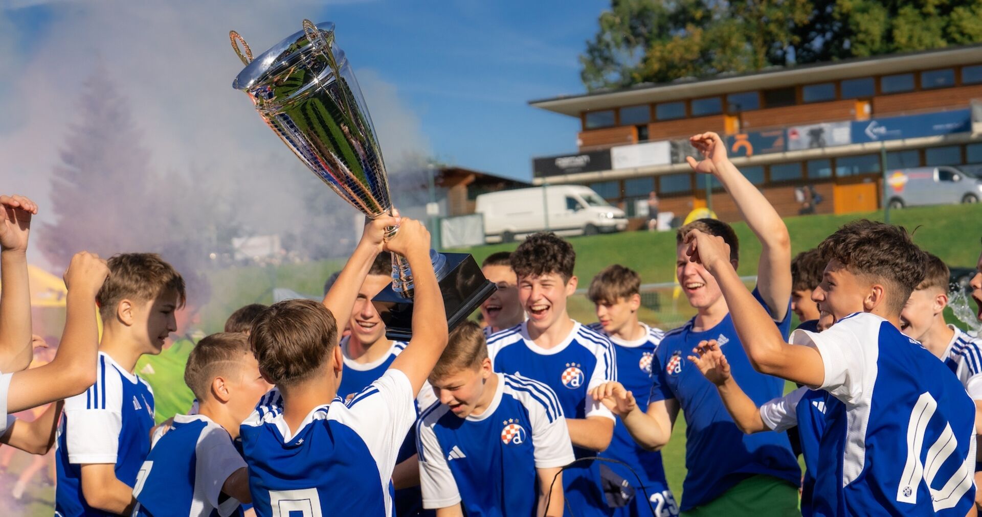 Der SETG Cup 2025 verspricht ein hochklassiges Fußballwochenende mit internationalem Flair.