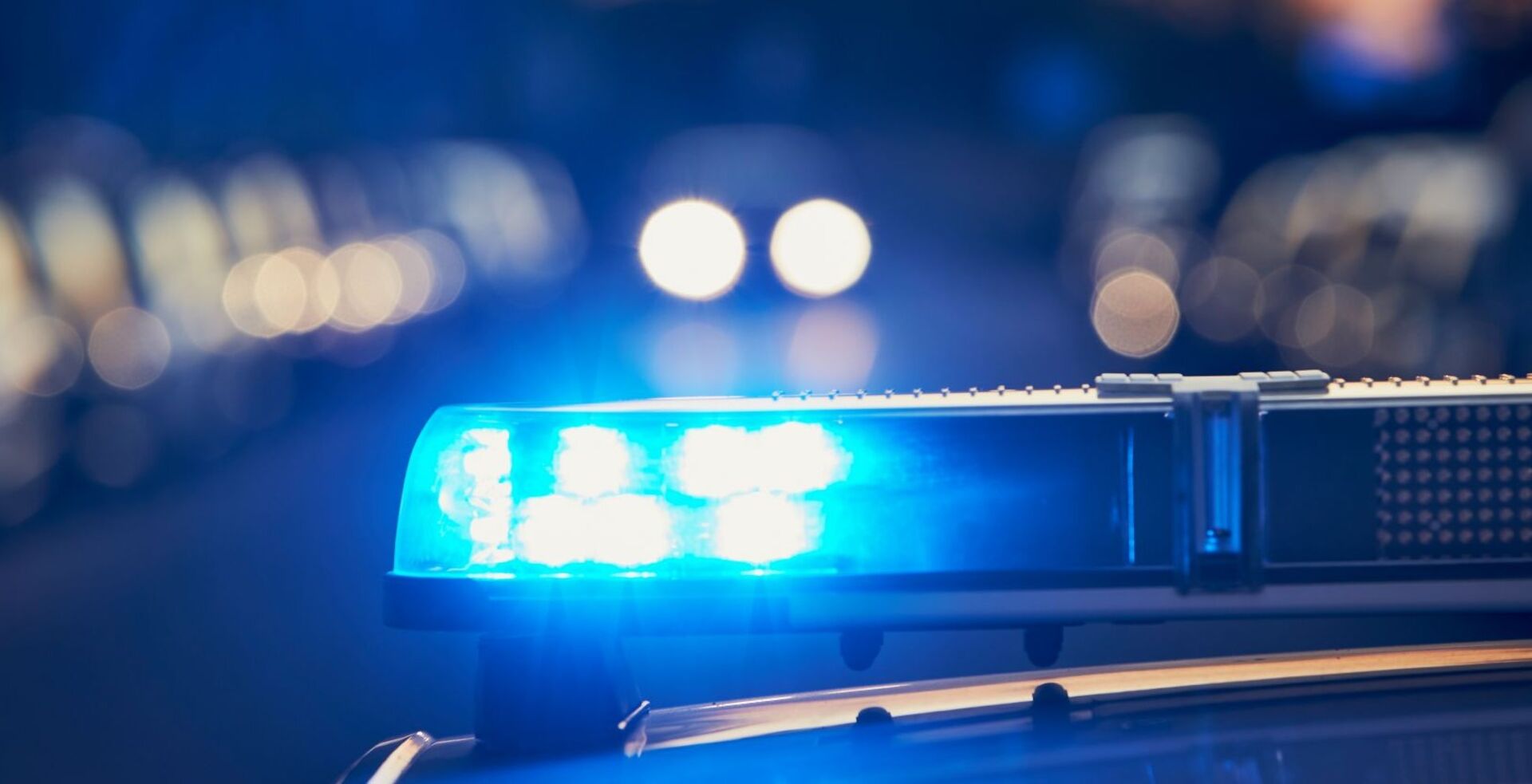 Leuchtende Sirene eines Polizeiwagens