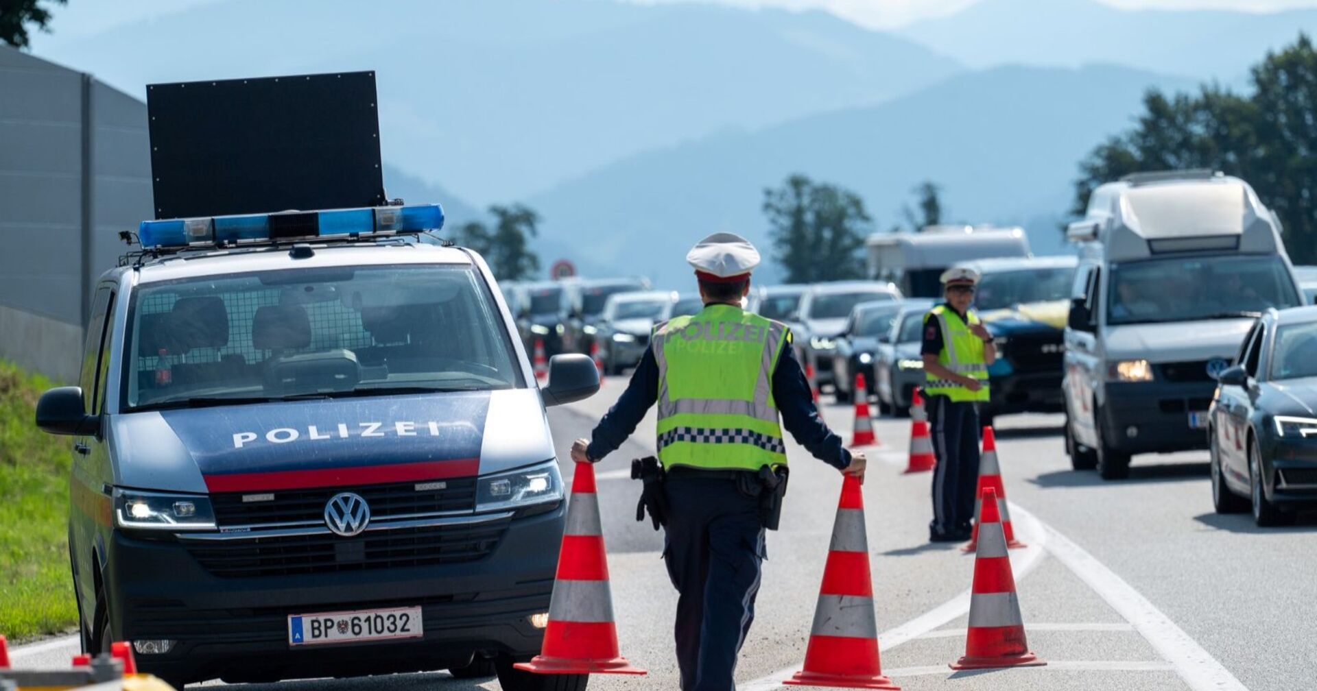 Verkehrspolizisten bei der Anreise zum Red Bull Ring in Spielberg