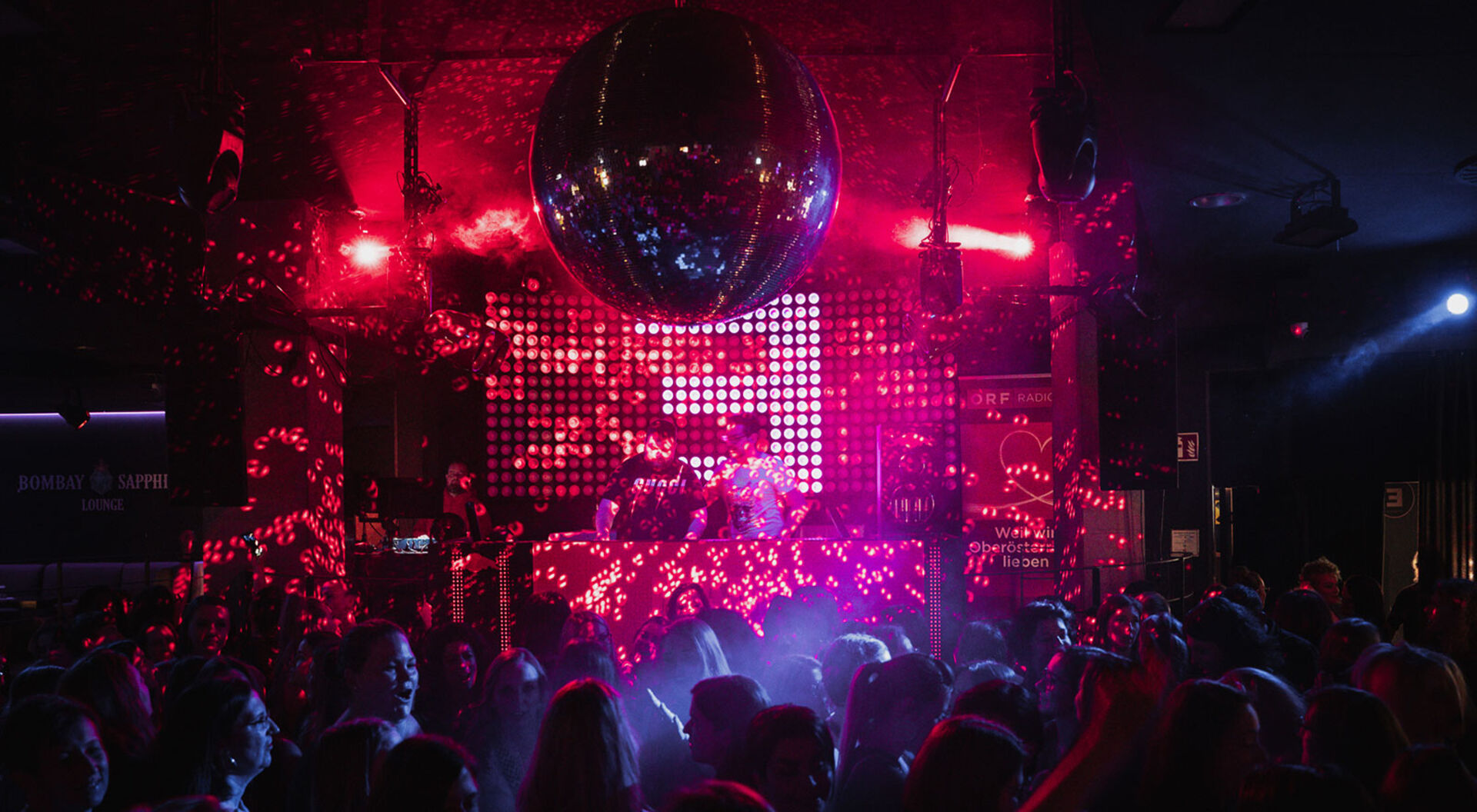 Tanzende Menge | Credit: Mama geht Tanzen