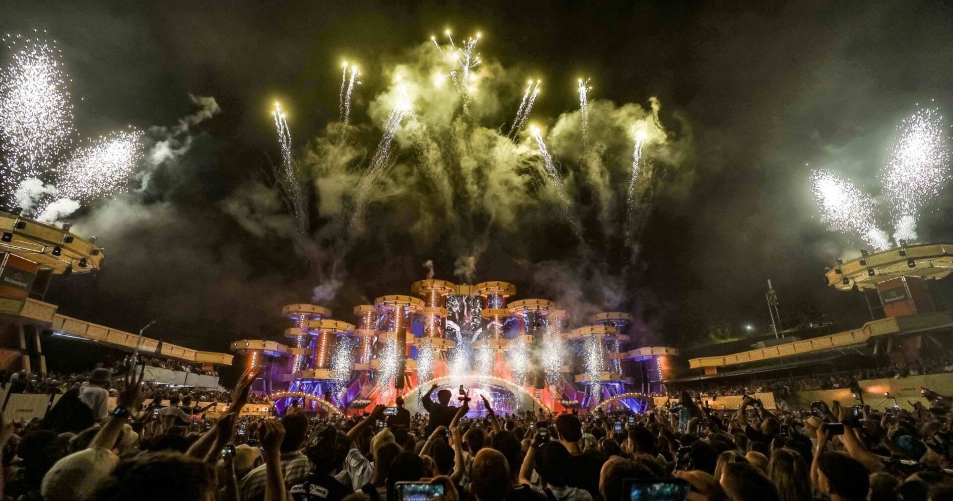 Bühne des Electric Love Festivals am Salzburgring