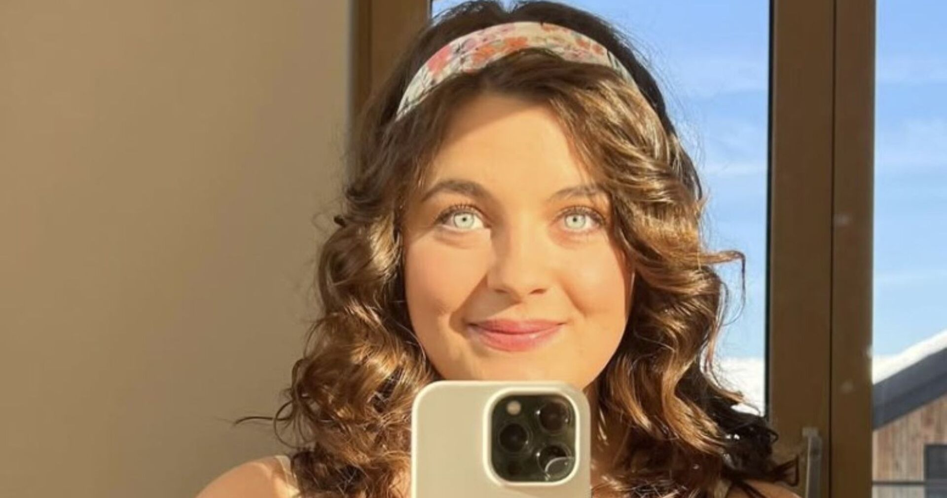 Ronja Forcher macht ein Selfie