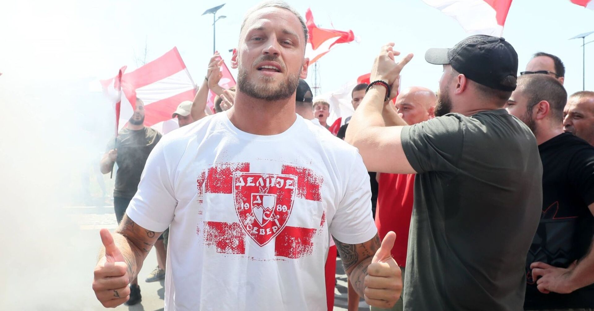 Marko Arnautovic während der Präsentation bei seinem neuen Verein Roter Stern Belgrad
