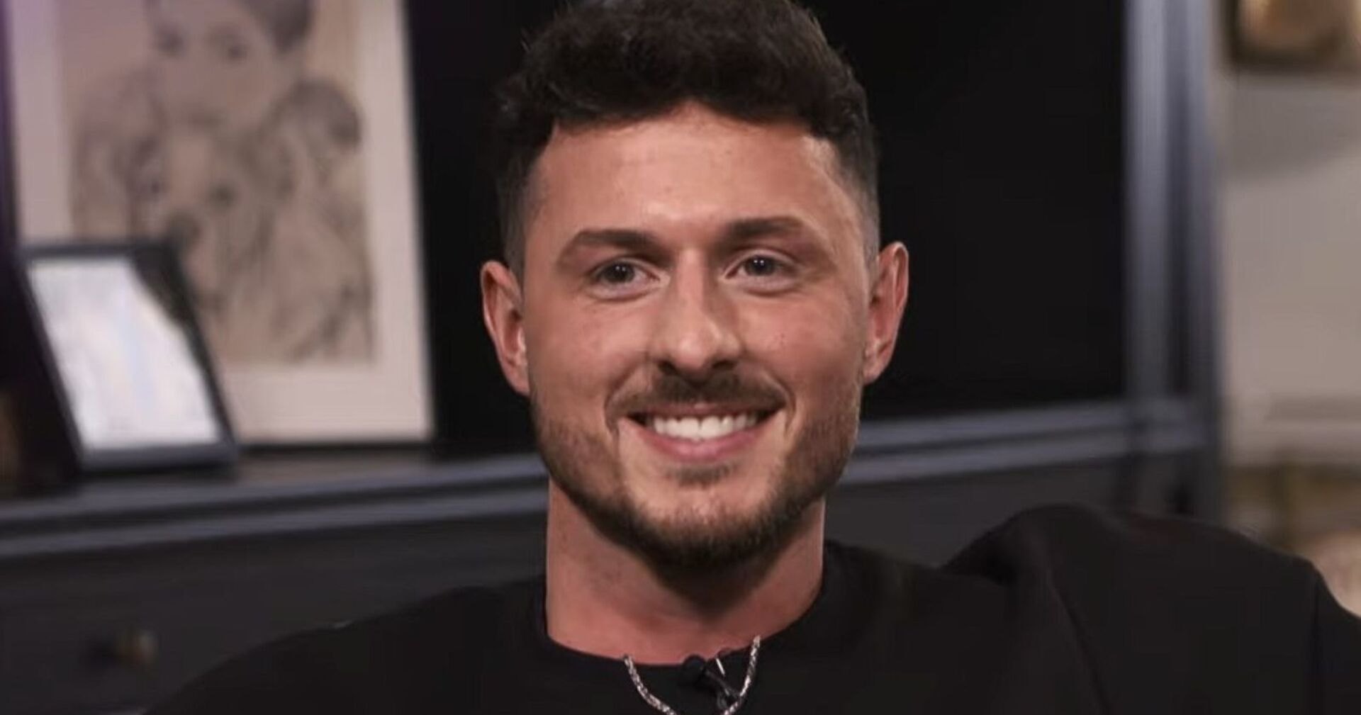 Jannik Kontalis lächelt