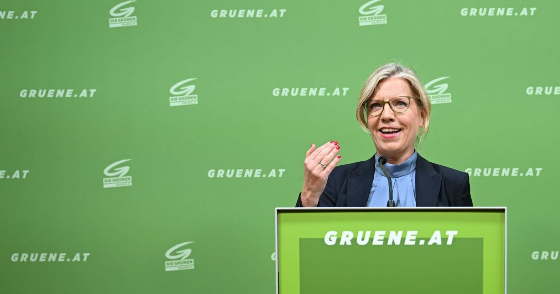 Grünen-Chefin Leonore Gewessler am Donnerstag, 7. August 2025, anl. der PK Die Grünen &quot;Drei-Punkte-Plan für gerechte Arbeit&quot; in Wien
