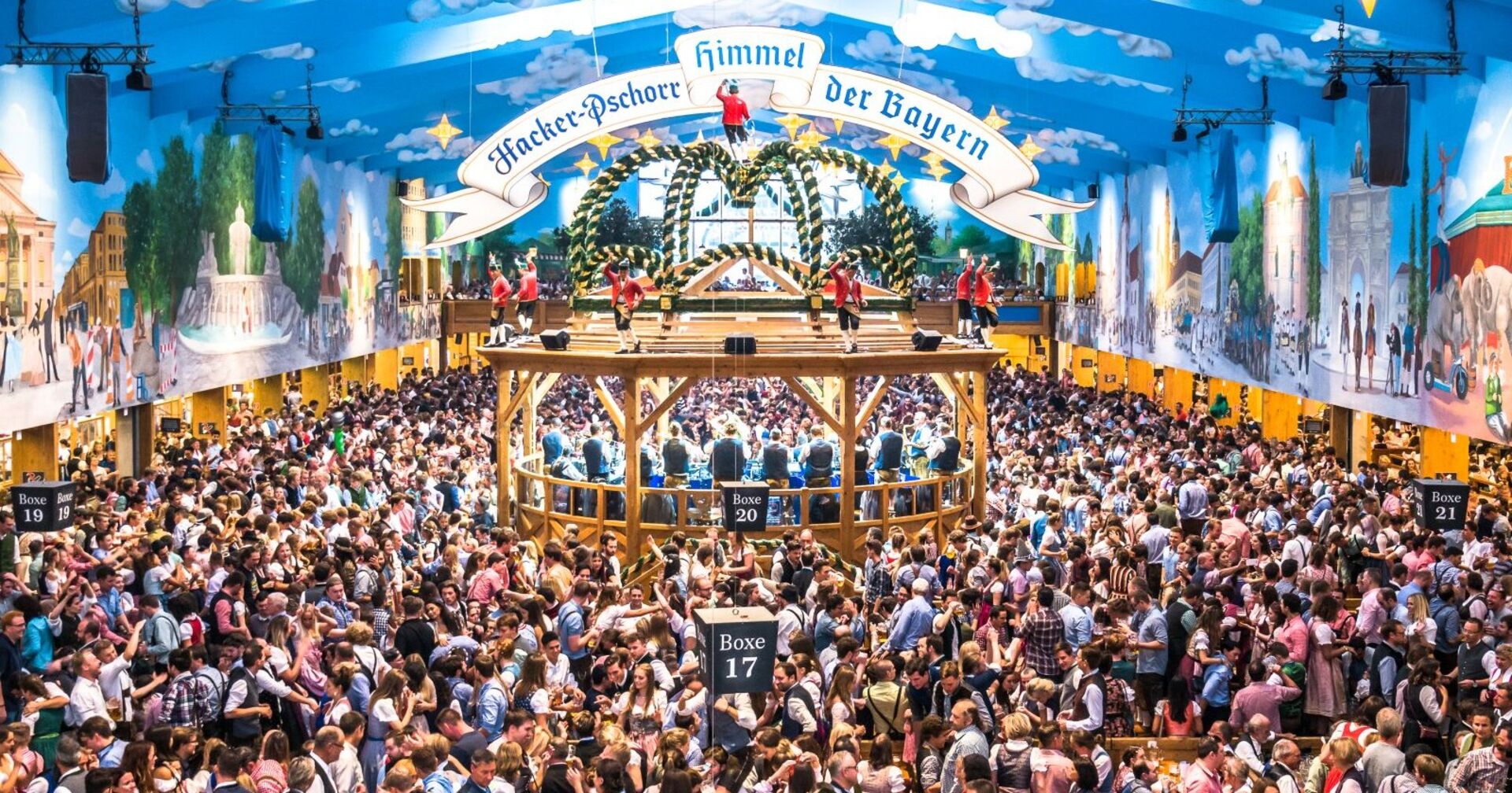 Festzelt auf dem Münchner Oktoberfest.