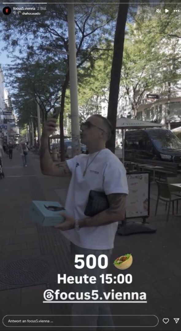 RAF Camora macht eine Story