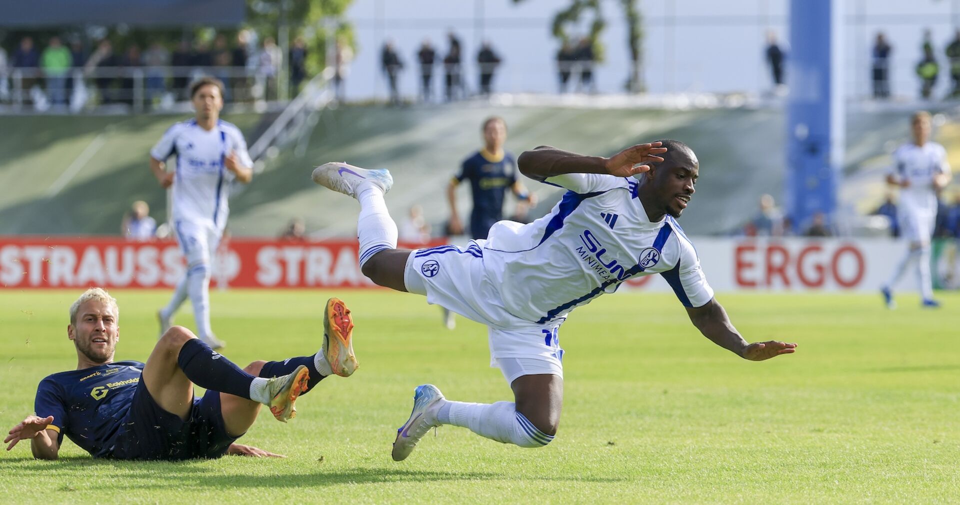 Schalker Antwi-Adjei war Opfer von Beleidigungen in Leipzig.