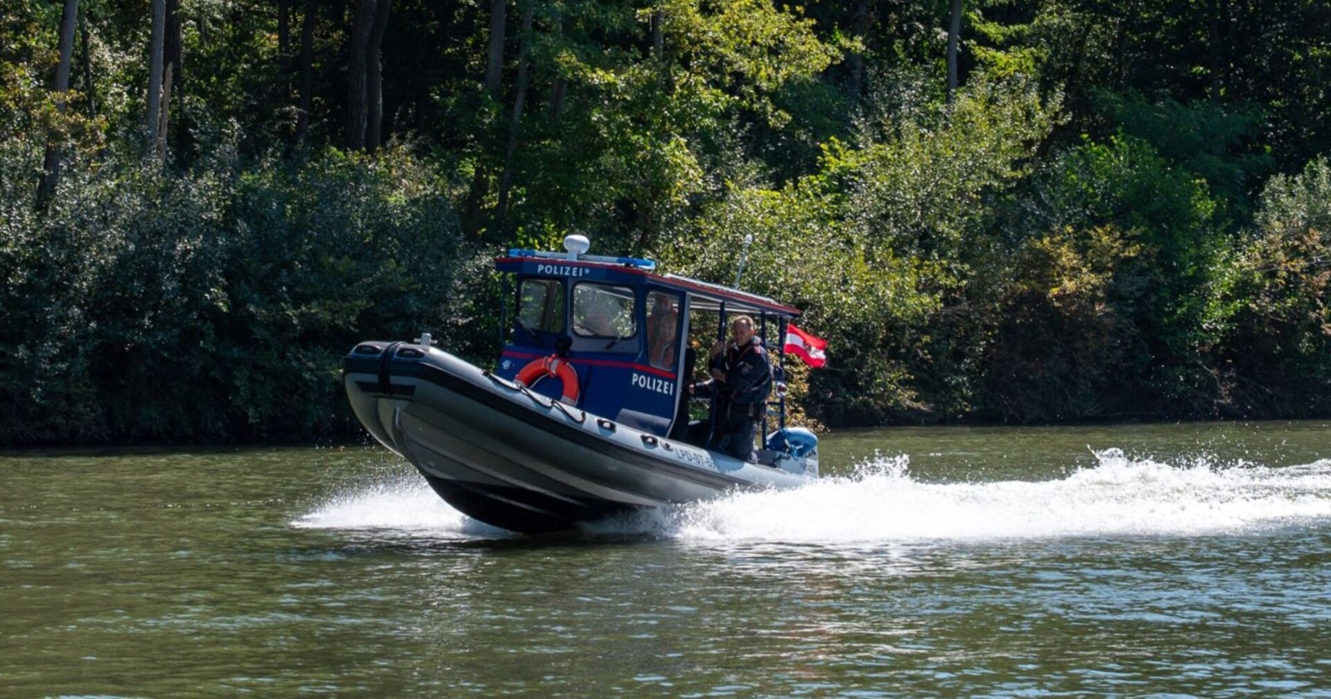 Polizeiboot &quot;Panthera&quot; während einer Ausfahrt