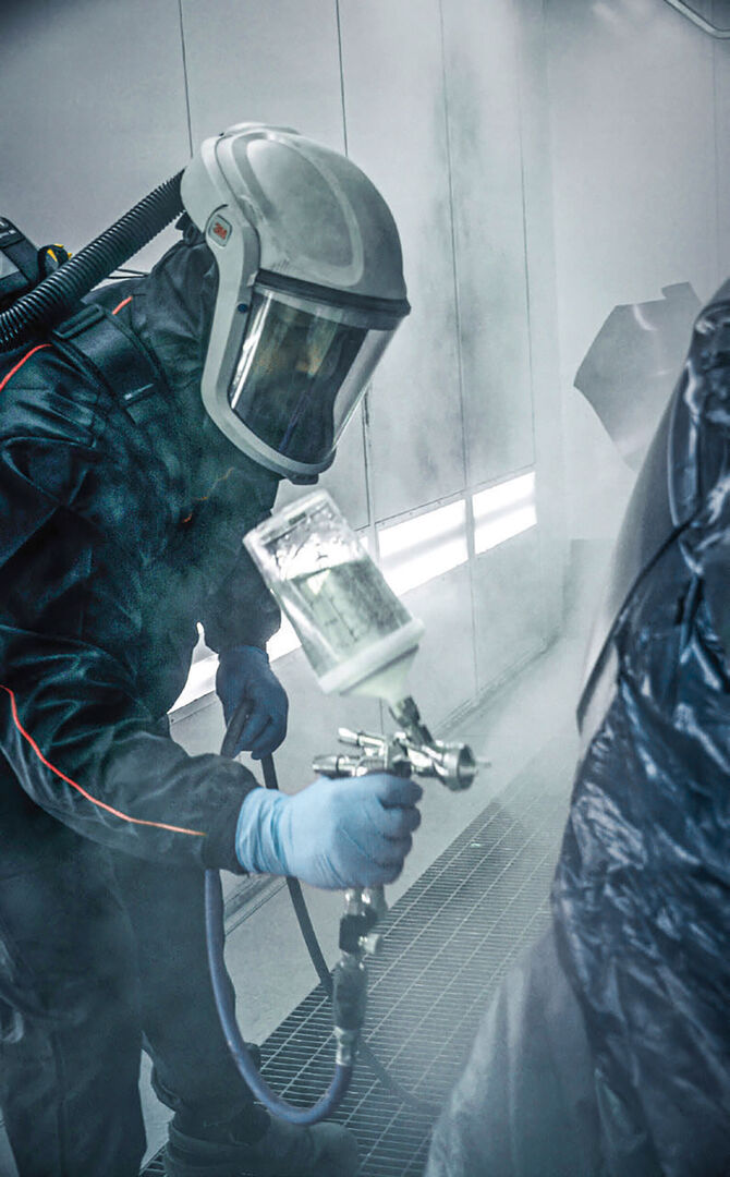 Lehrling beim Schweißen | Credit: Autohaus Öllinger