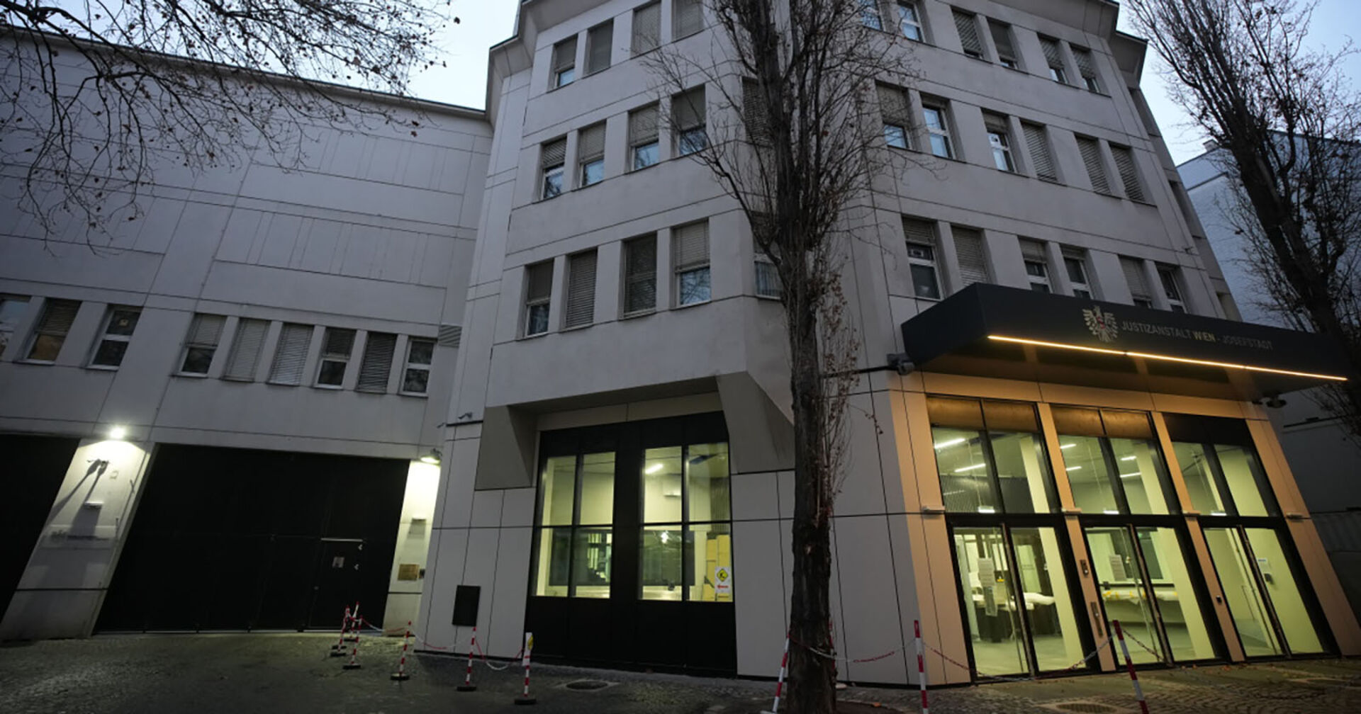 Außenaufnahme der Justizanstalt Josefstadt in Wien
