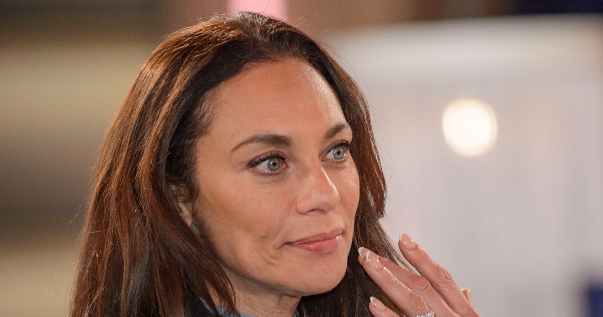 Lilly Becker mit ernstem Gesichtsausdruck