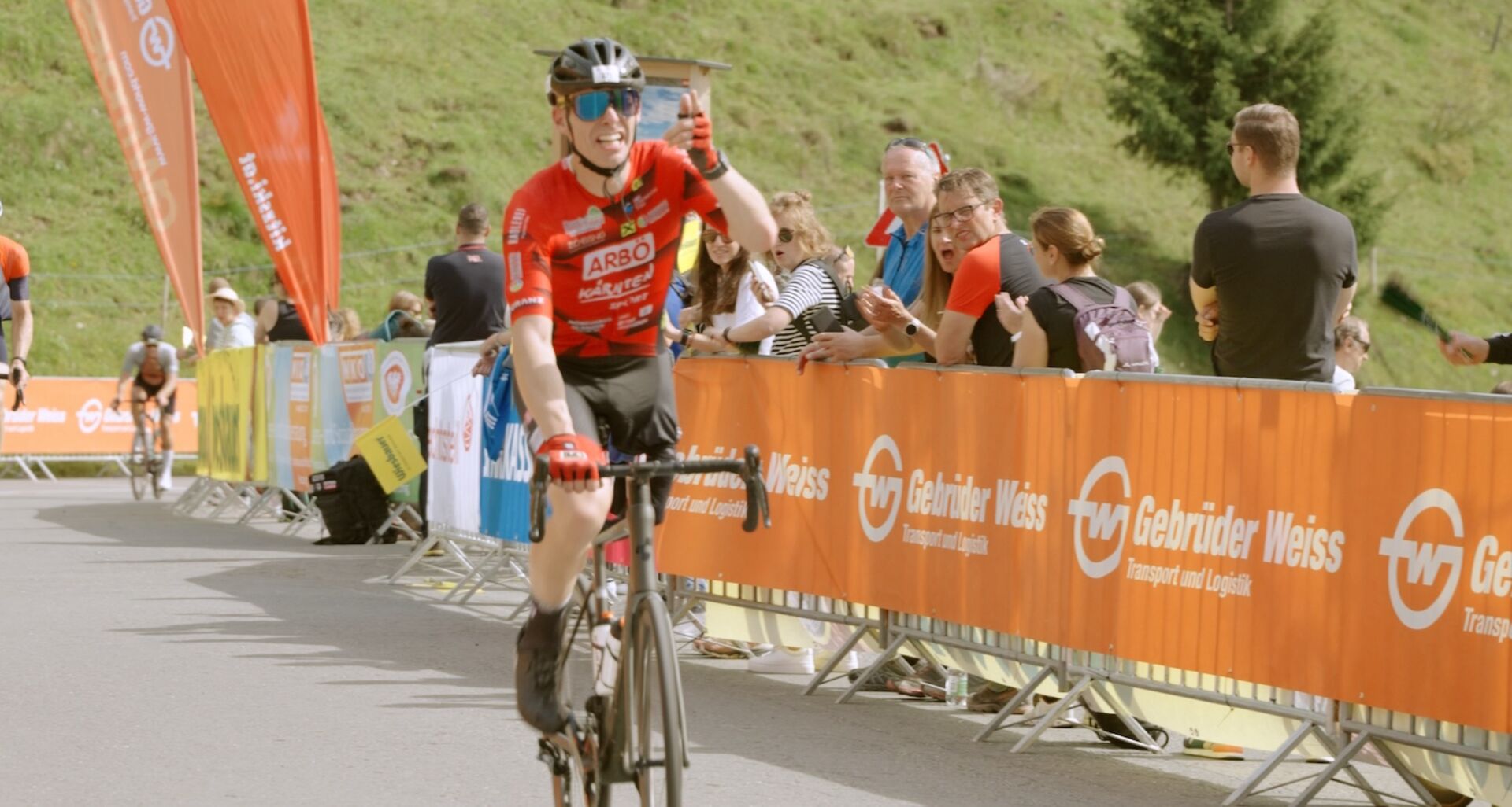 Christian Troger bewältigt 216 km und 4.600 Höhenmeter mit nur einem Bein.