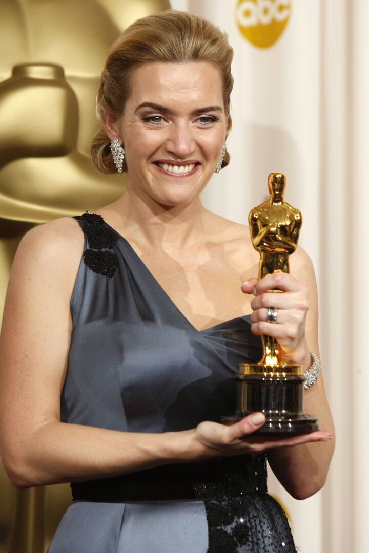 Kate Winslet mit ihrem Oscar.