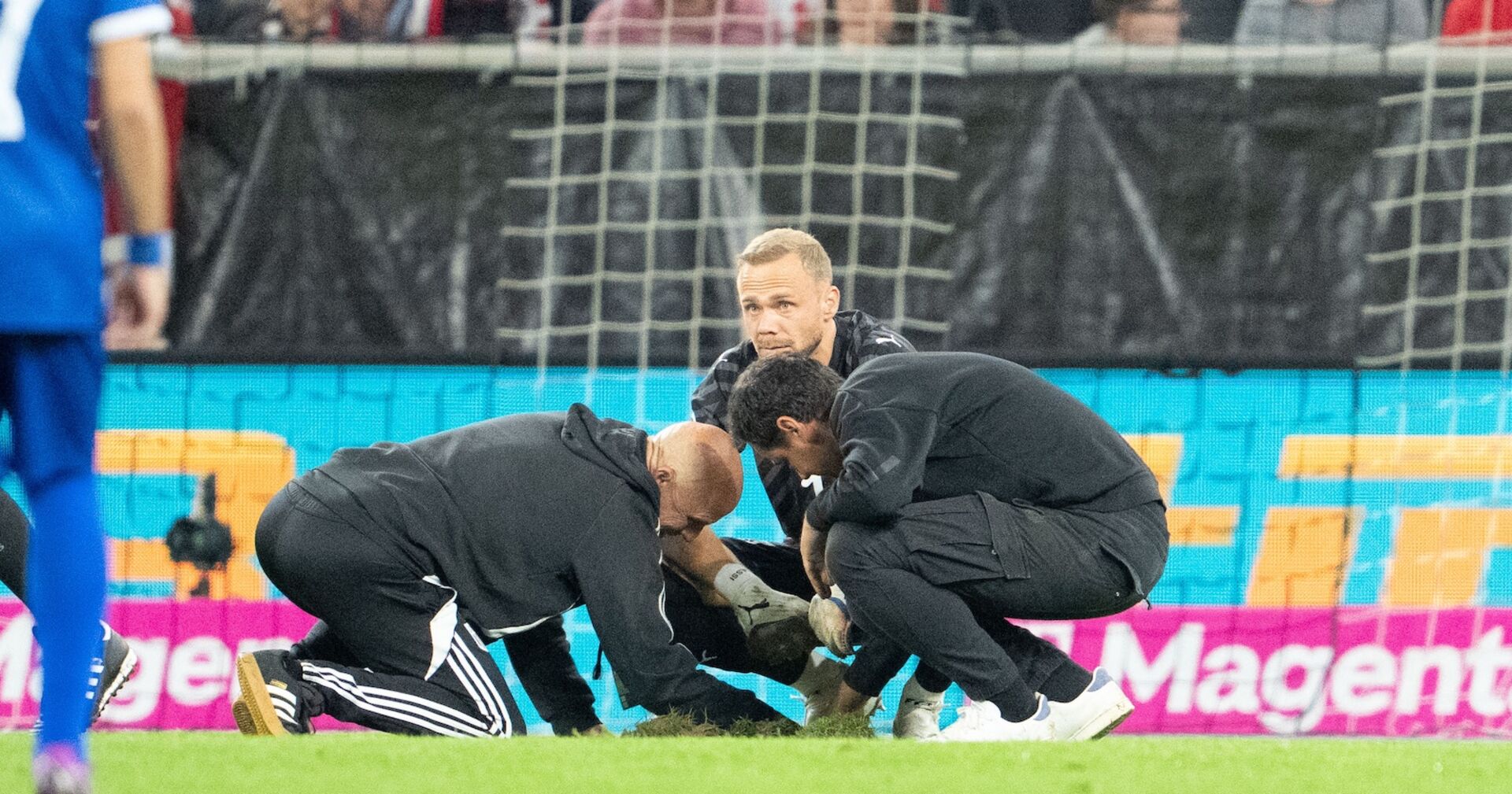 Greenkeeper Harald Faldner stopft das Loch und wird zum Helden.