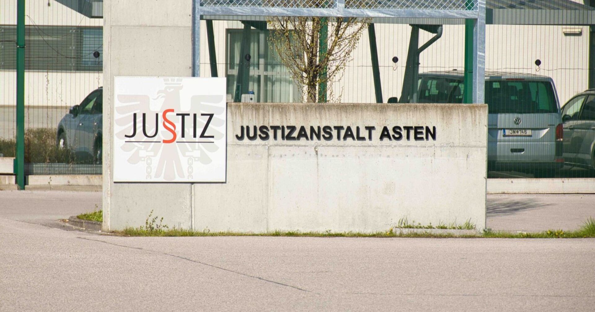 im Bild Justizanstalt Asten, JVA, Gefaengnis, Forensische Psychiatrie, Maßnahmenvollzug, Oberösterreich, Aussenansicht