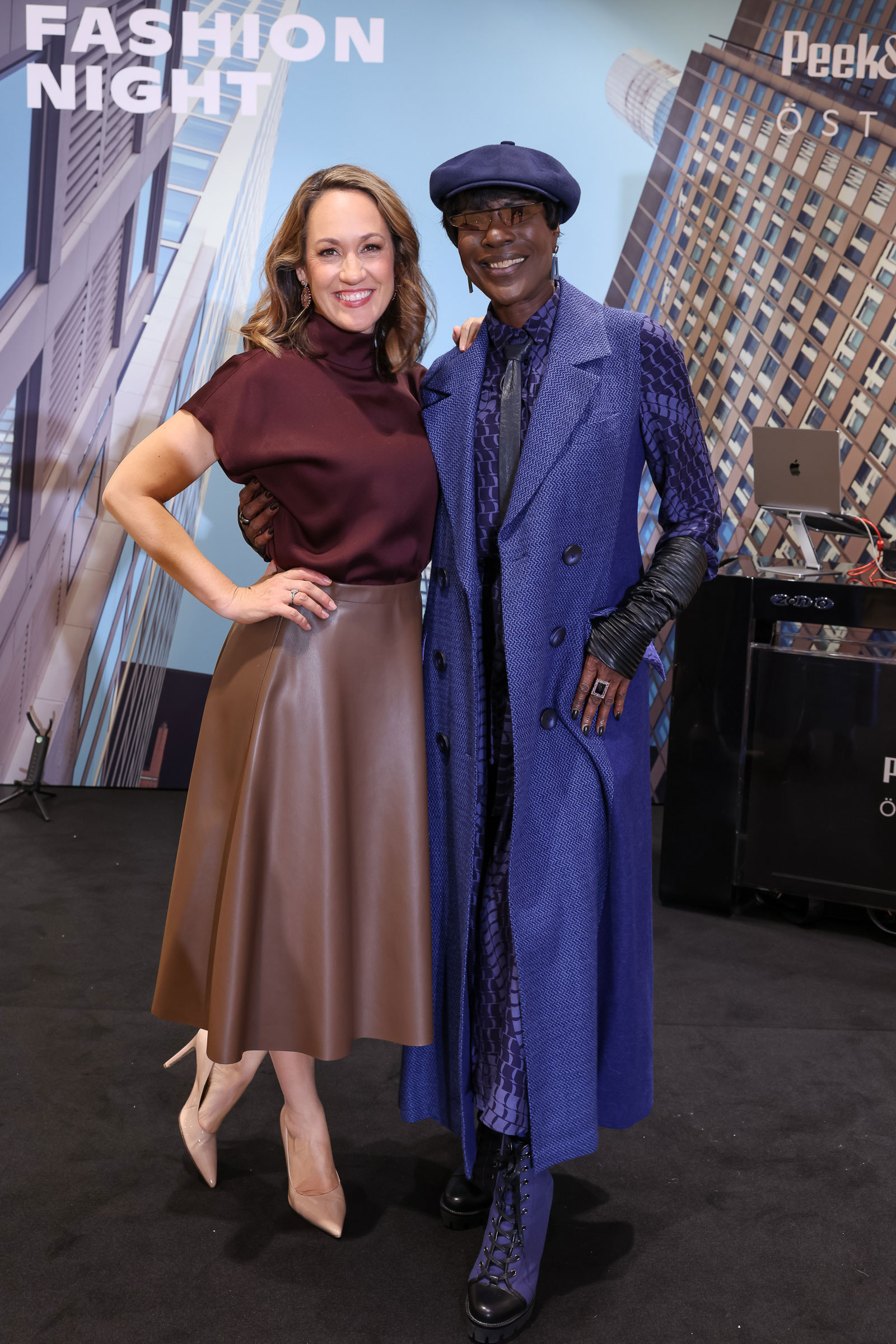 Bianca Schwarzjirg und Doretta Carter | Credit: Peek &amp; Cloppenburg/Katharina Schiffl