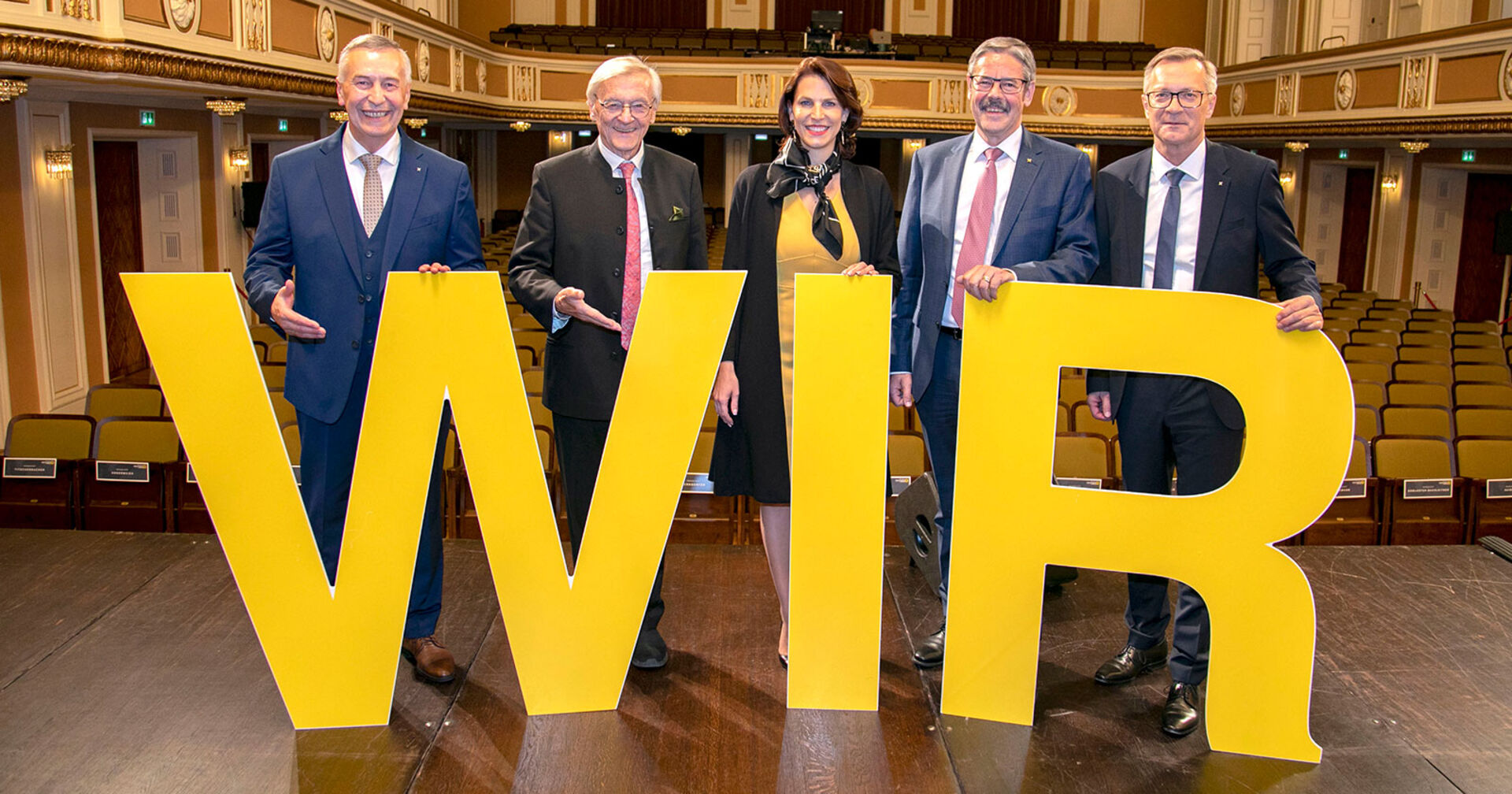 RVS-Obmann Erich Zauner, Bundeskanzler a.D. Wolfgang Schüssel, Landeshauptfrau Karoline Edtstadler, ÖRV-Generalanwalt Erwin Hameseder und RVS-Generaldirektor Heinz Konrad | Credit: RVS