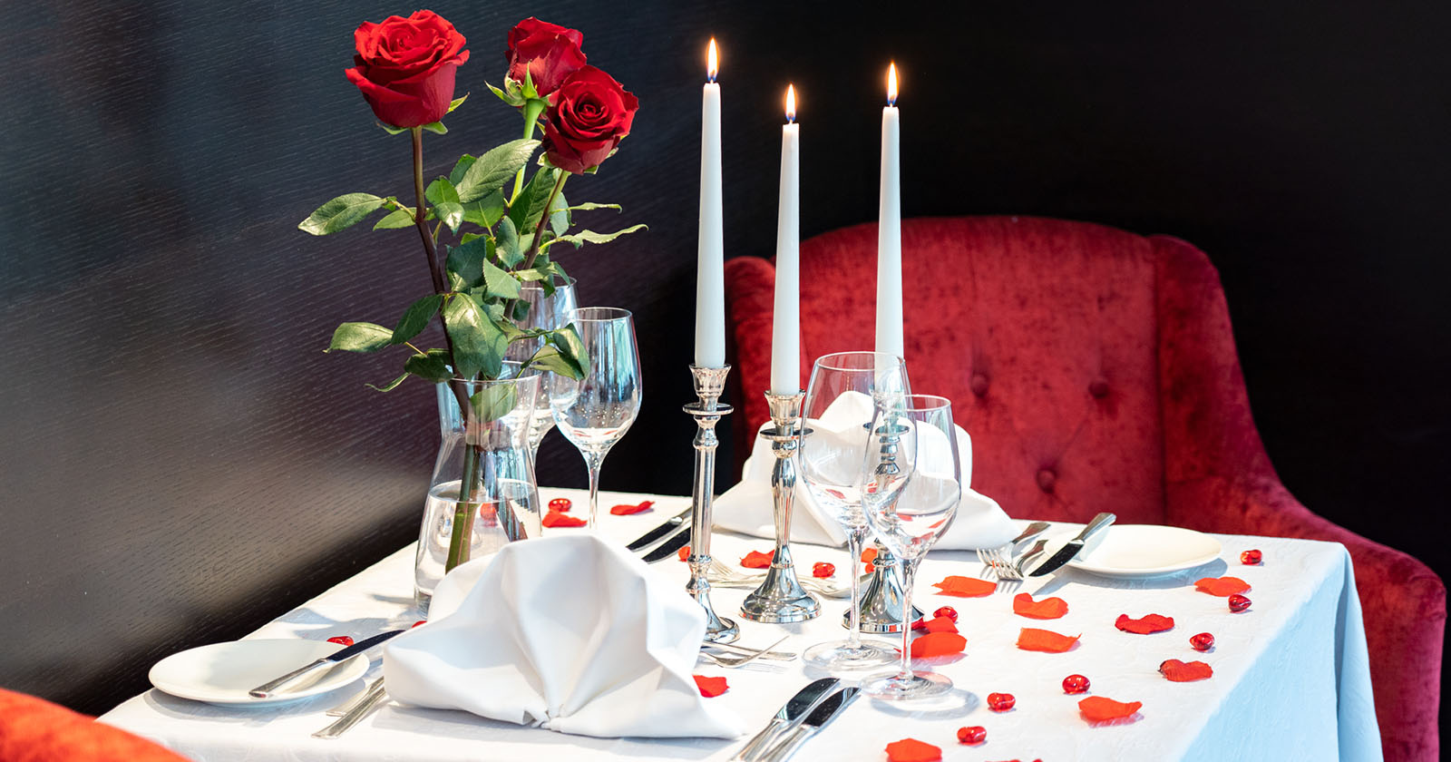 Gedeckter Tisch im Restaurant | Credit: Vienna Marriott Hotel