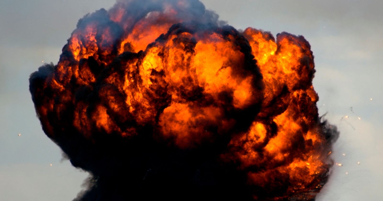 Explosionswolke in der Luft