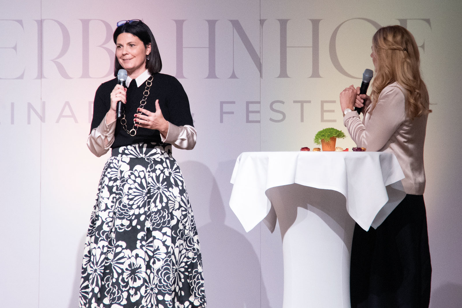 Karin Piringer-Berl auf der Bühne | Credit: Barbara Neubauer