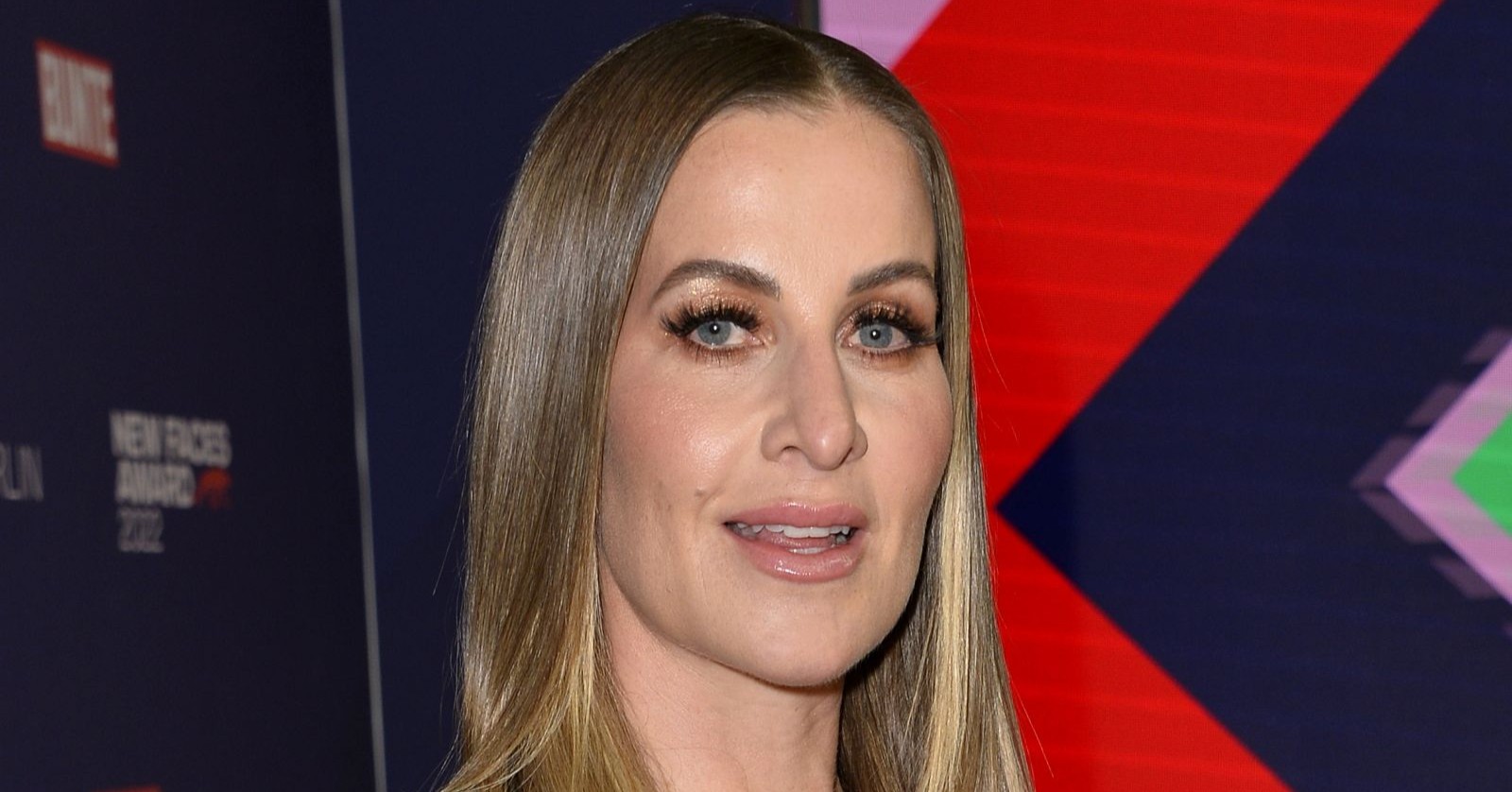 Charlotte Würdig lächelt