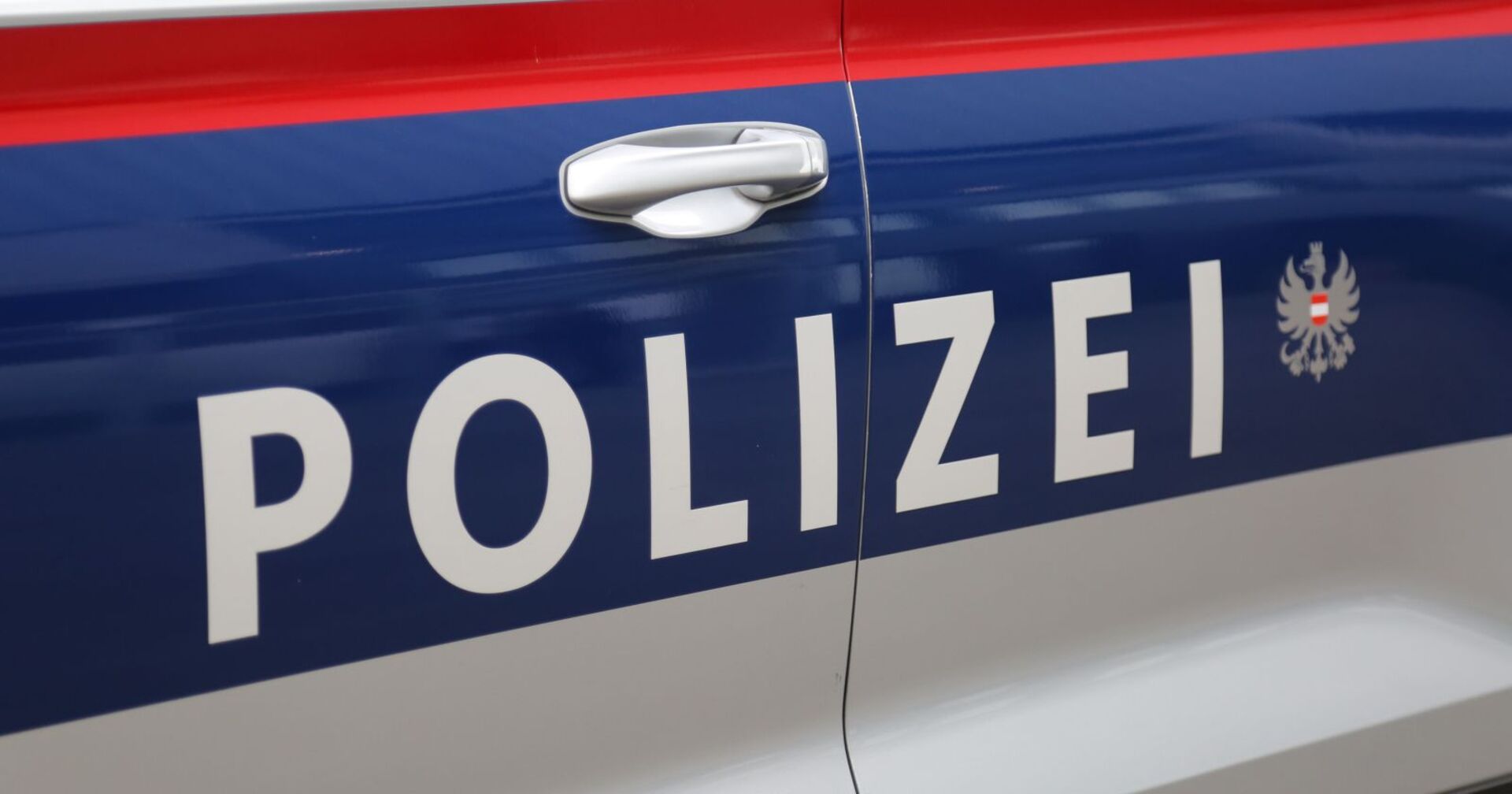 Polizeiauto von außen