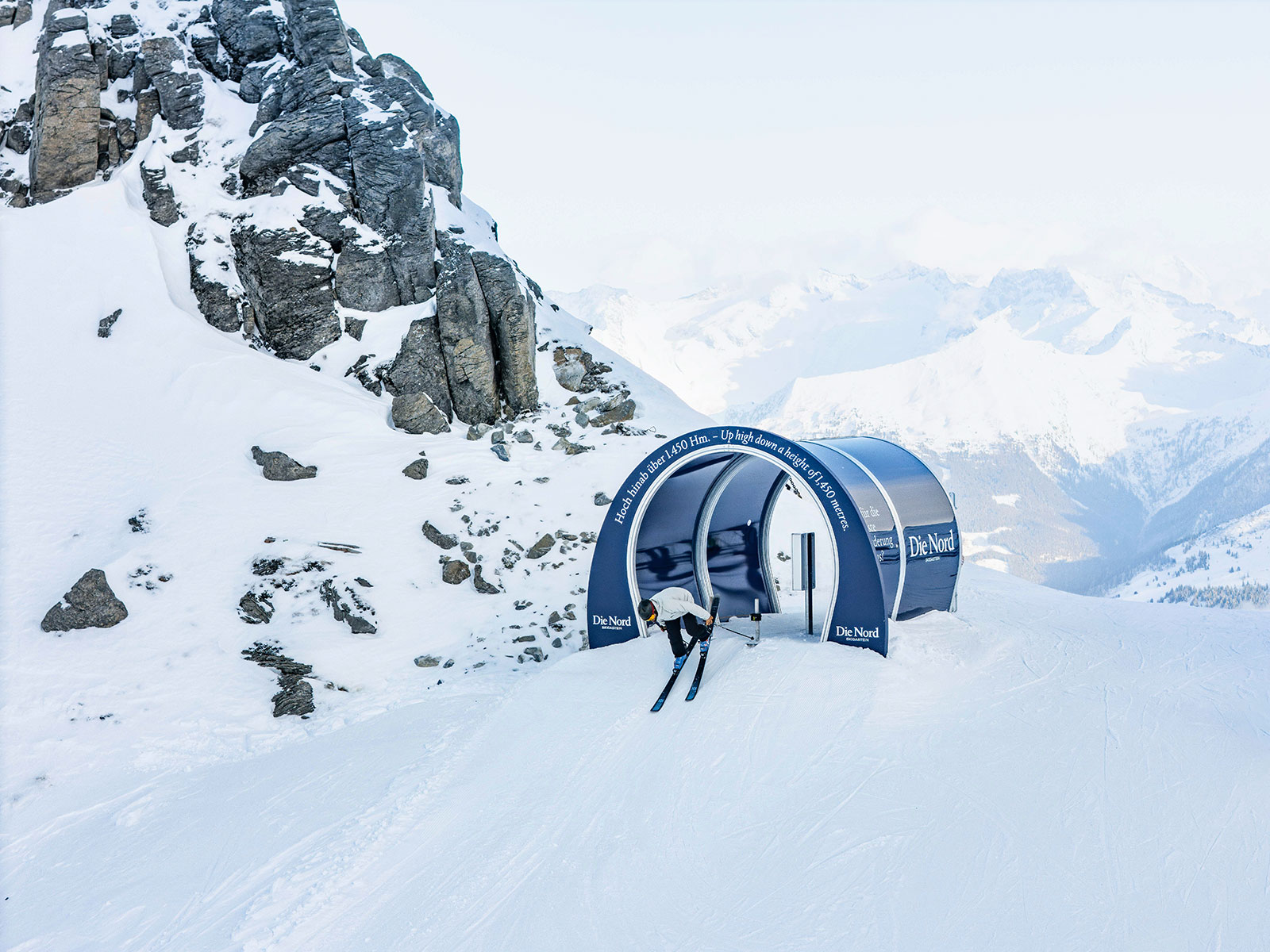 Skifahrer auf der Piste | Credit: Skigastein