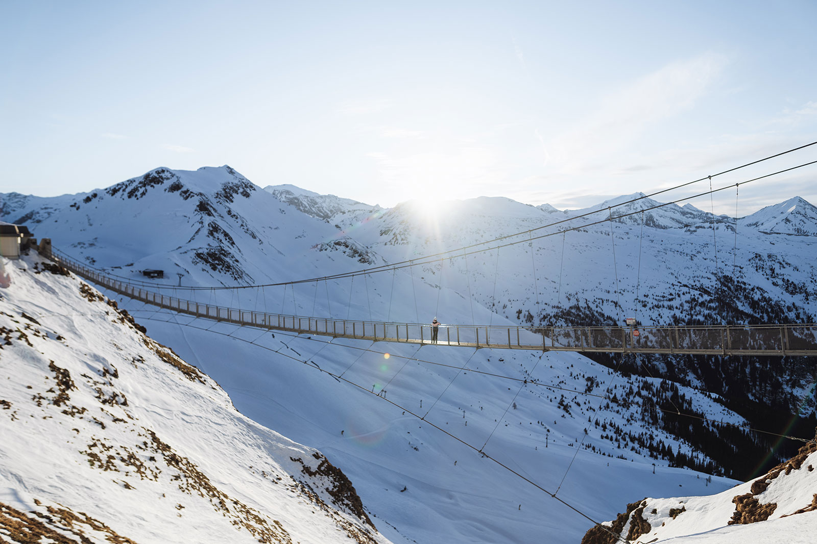 Hängebrücke und Stubnerkogel Gipfel | Credit: SalzburgerLand Tourismus/Branislav Rohal