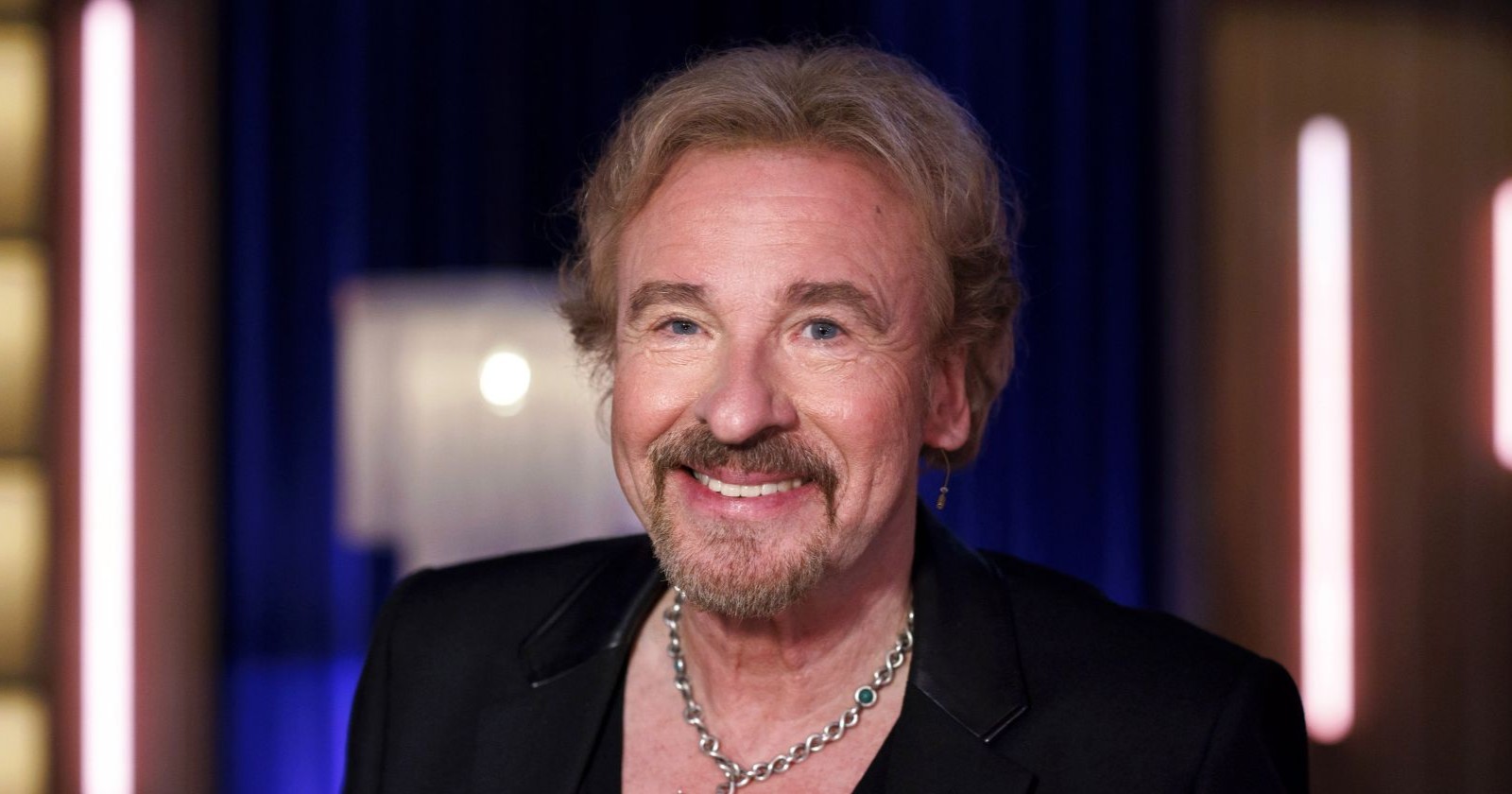 Thomas Gottschalk Krebs – TV-Moderator mit Diagnose epitheloides Angiosarkom, seltener und aggressiver Tumor der Blutgefäße.