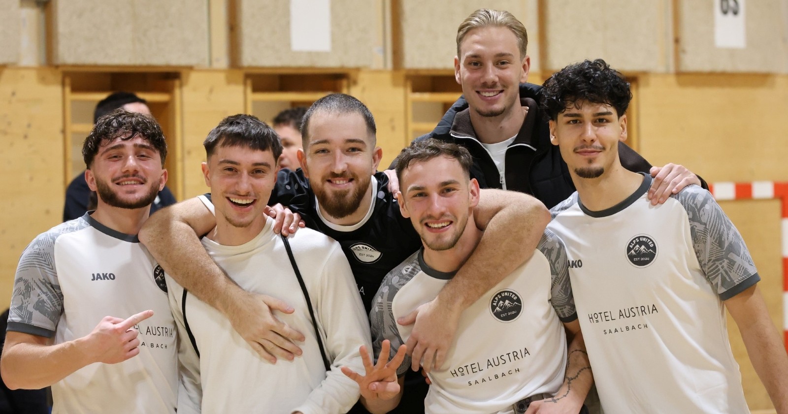 Alps United bei der Siegerehrung.